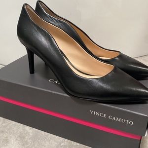 Vince Camuto black leather heels